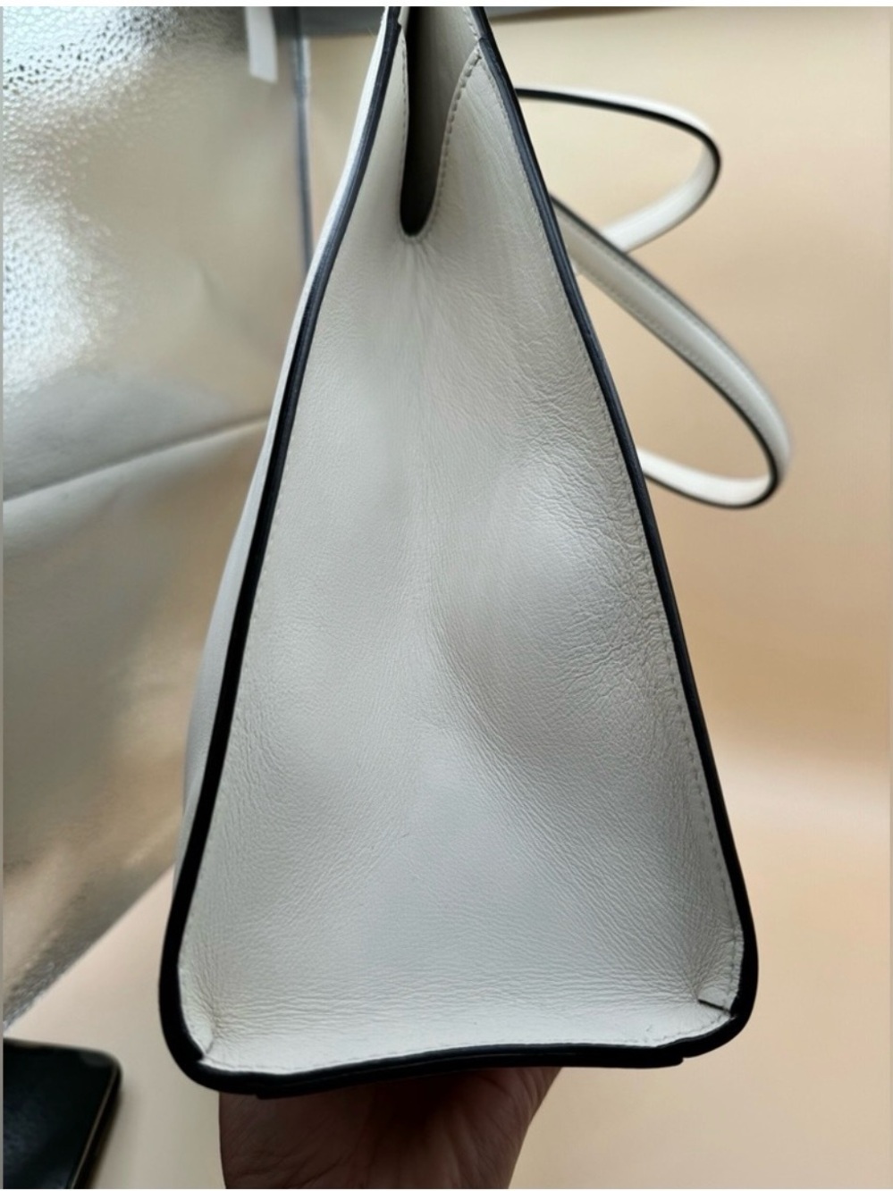 Gucci Ribbon Tote Bag - Picture 3 of 6